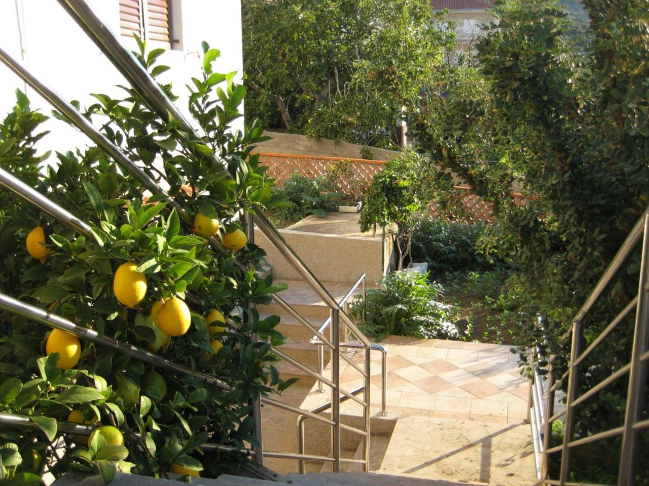 Apartments Martina พรีมอชเตน ภายนอก รูปภาพ
