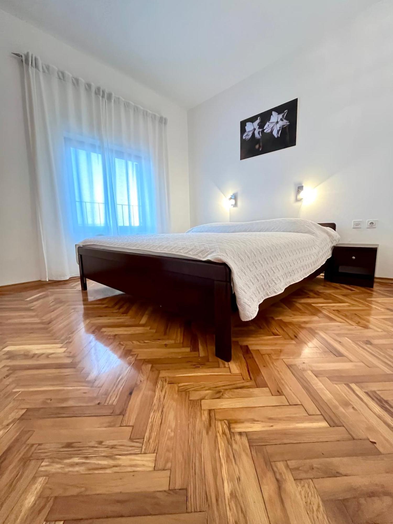 Apartments Martina พรีมอชเตน ภายนอก รูปภาพ