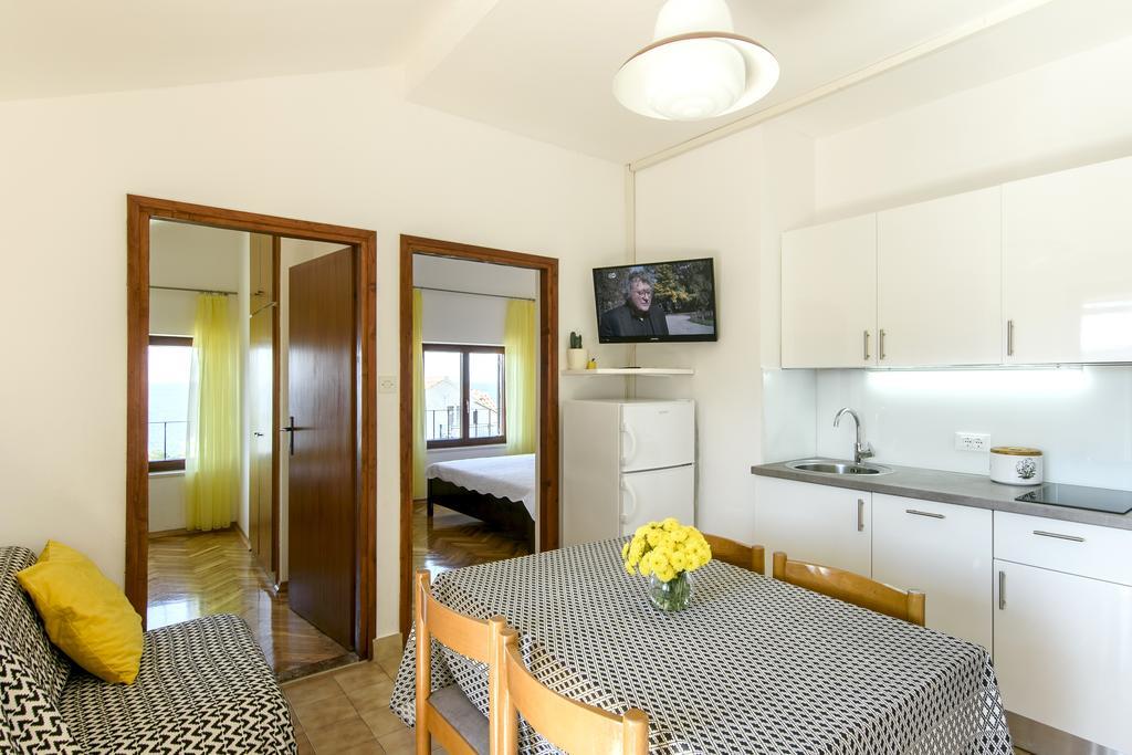 Apartments Martina พรีมอชเตน ภายนอก รูปภาพ